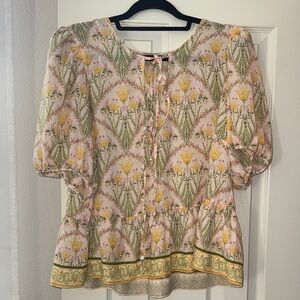 Boutique Floral Puff Sleeve Blouse